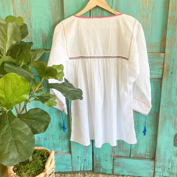 Mexican Embroidered Jalisco Blouse - Picture 2 of 5